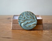 little feather - ceramic pin