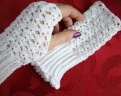 White crocheted cotton lace fingerless gloves - BearMtnCrochet
