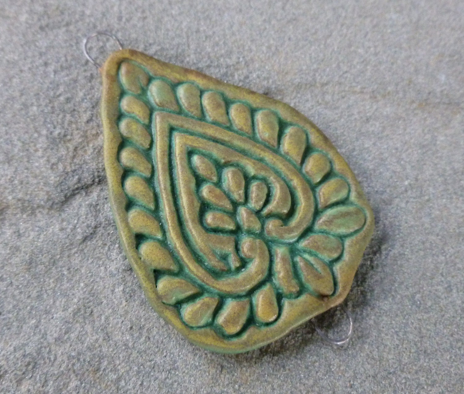 Copper Patina Porcelain Paisley Link Pendant