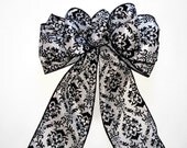 Reserved Listing for Tracy Howes - 12 Damask Pew Bows