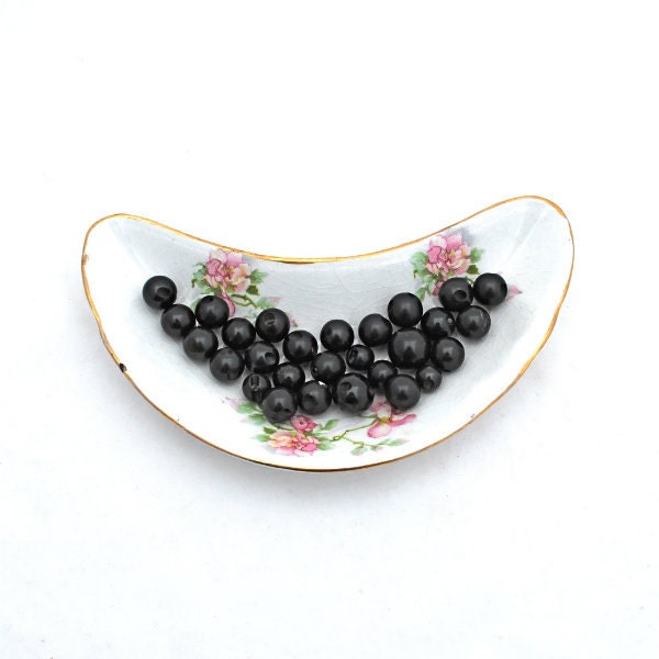 Vintage Buttons Black Ball Casein Tunnel Shank 28 Assorted Sizes