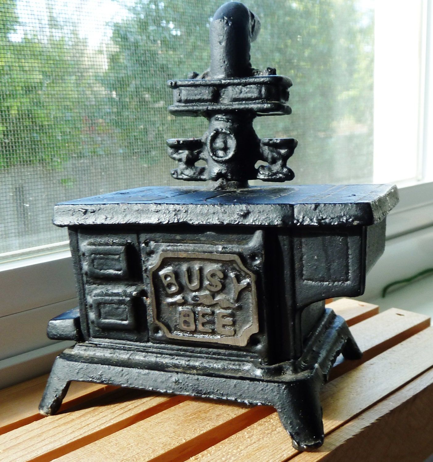Iron Stove dollhouse miniatures 3 pieces cast iron trivet black scale toy small country