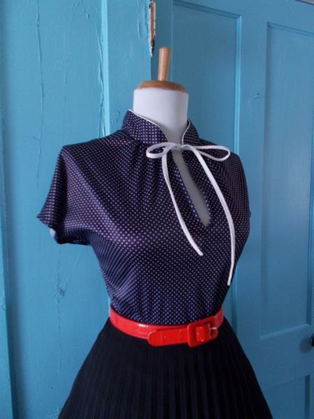 Sexy Vintage 1950s 1960s Navy Blue & White Short Sleeve Polka Dot Blouse  w Keyhole Tie Neck