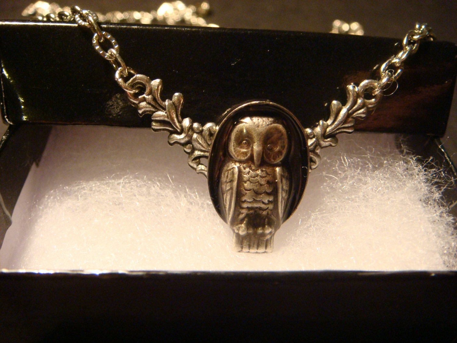 Victorian Style Owl Necklace in Antique Silver (971)