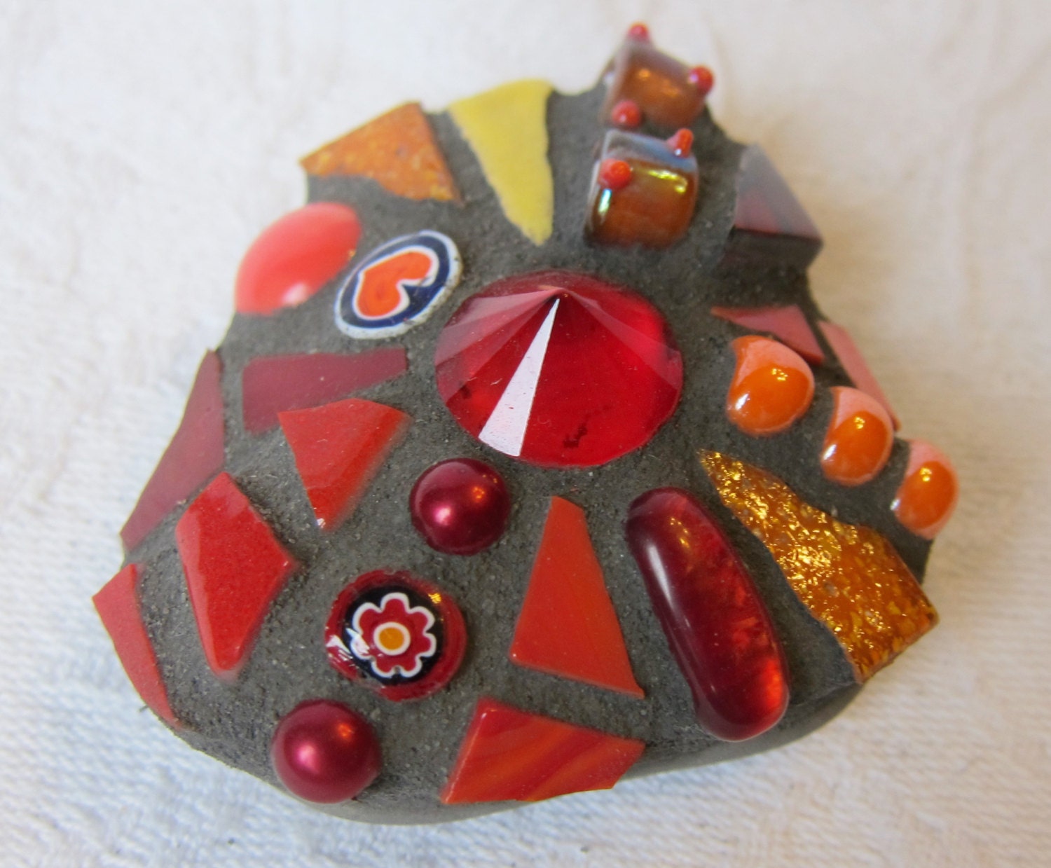 Mini Mosaic Stone - Good Luck Stone red
