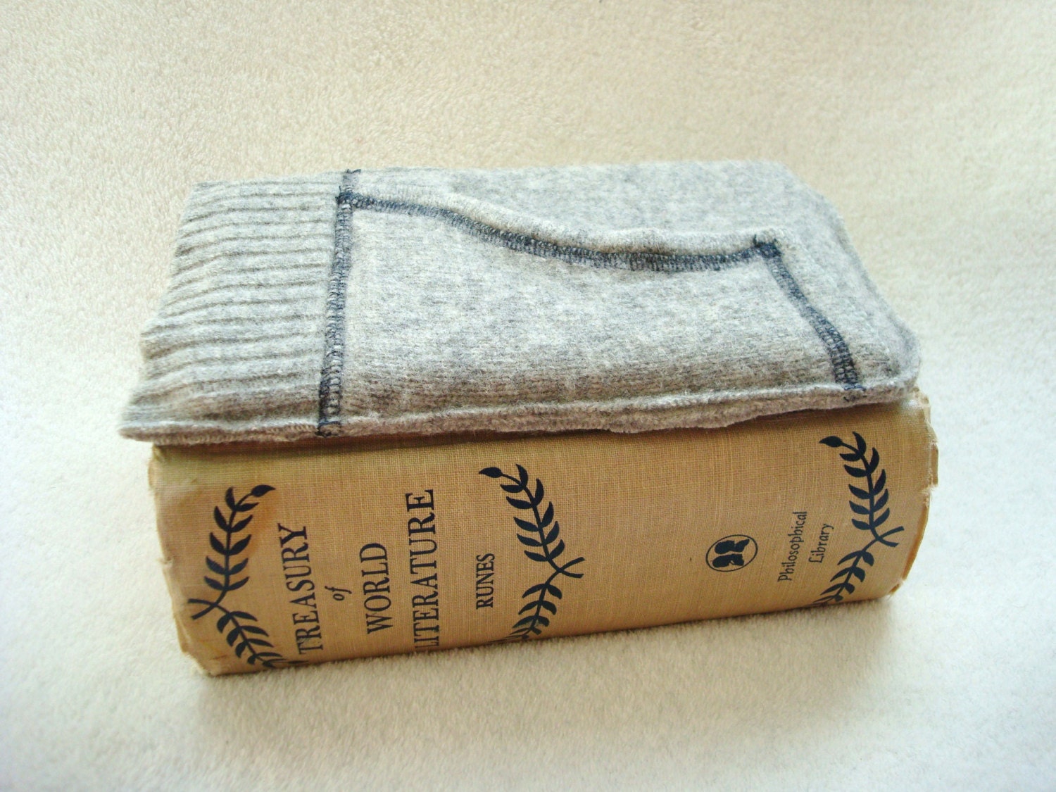 Nook Cover Nook Case HOODIE GRAY Felted Sweater Wool Upcycled Nook Sleeve