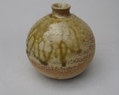 Small round stoneware vase with pine ash