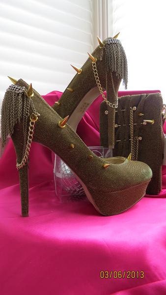 High Heel Platform Spiked Women Shoes with a Clutch Gold size 10...A SpikesByG Design
