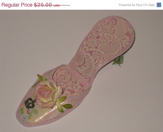 Memorial Day Sale Little Piece of Handmade ART Hand Sculpted Marie Antoinette Paper Shoe