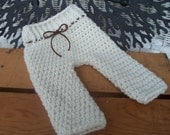 Newborn Pants Pattern / PDF PATTERN / baby shorts / trousers / photo props / knit / crochet