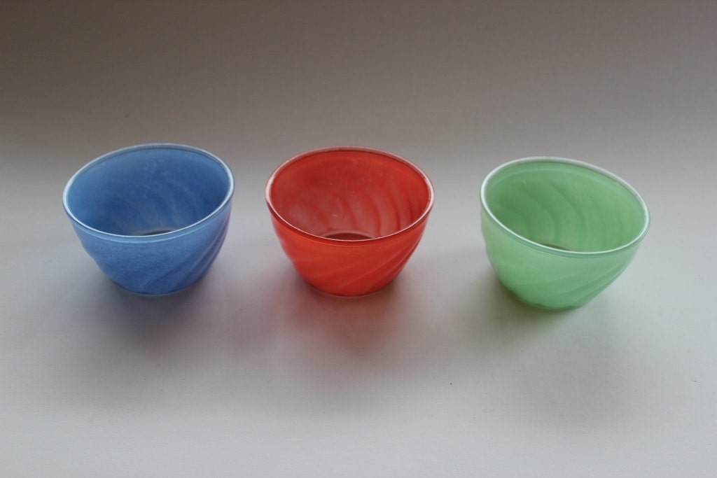 Bowl, Bowl with Swirl, Bright Bowls, Red Bowl, Blue Bowl, Green Bowl, Candy Dish, Snack Dish