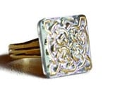 Czech Glass Button Ring, square gold filigree
