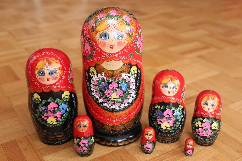Red Scarf Nesting dolls matryoshka russian babushka stacking dolls set of 7