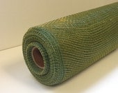 GOLDEN HUNTER GREEN  Deco Mesh Roll 21in x 10yds Geomesh for wreaths, christmas decor, holiday decorating
