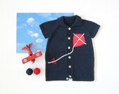 knitted short jumpsuit in navy blue with a kite, polo neck. Baby boy. 100% cotton. READY TO SHIP size newborn
