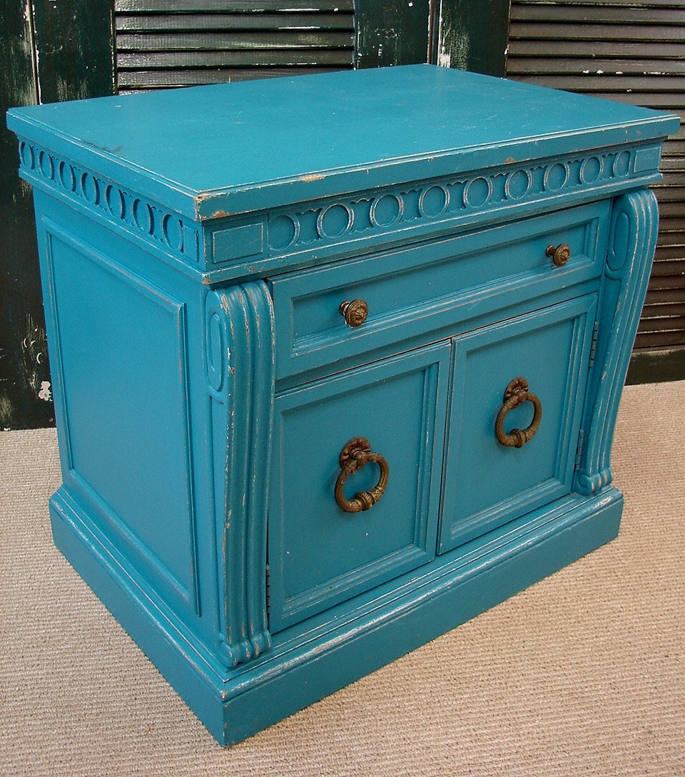 Reclaimed Antique Vintage Chippy Primitive Heavy Distressed Aqua Painted Small Chest Nightstand Table (RT-105) Ships FedEx