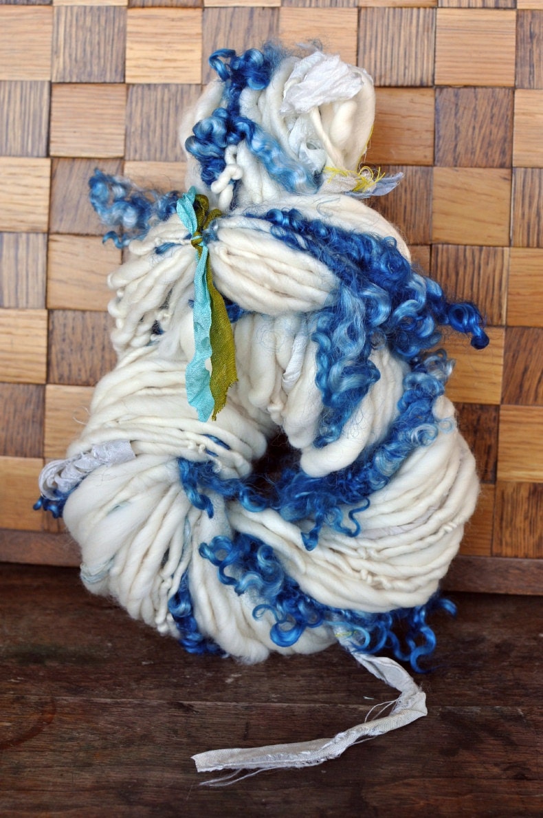 Handspun Yarn, Thick and Thin, Cream Wool, Blue Curls, For Knitting