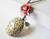 Oval Victorian Locket Filigree Locket Weddings Bridesmaid Gifts Romantic Locket Scrolled Locket Pendant Shabby Chic Jewelry