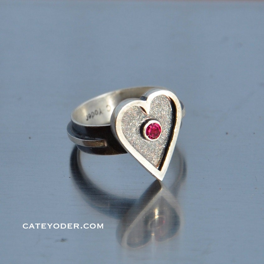 Sterling Silver Heart Ring with Rhodolite Garnet Size 7.5, Oxidized