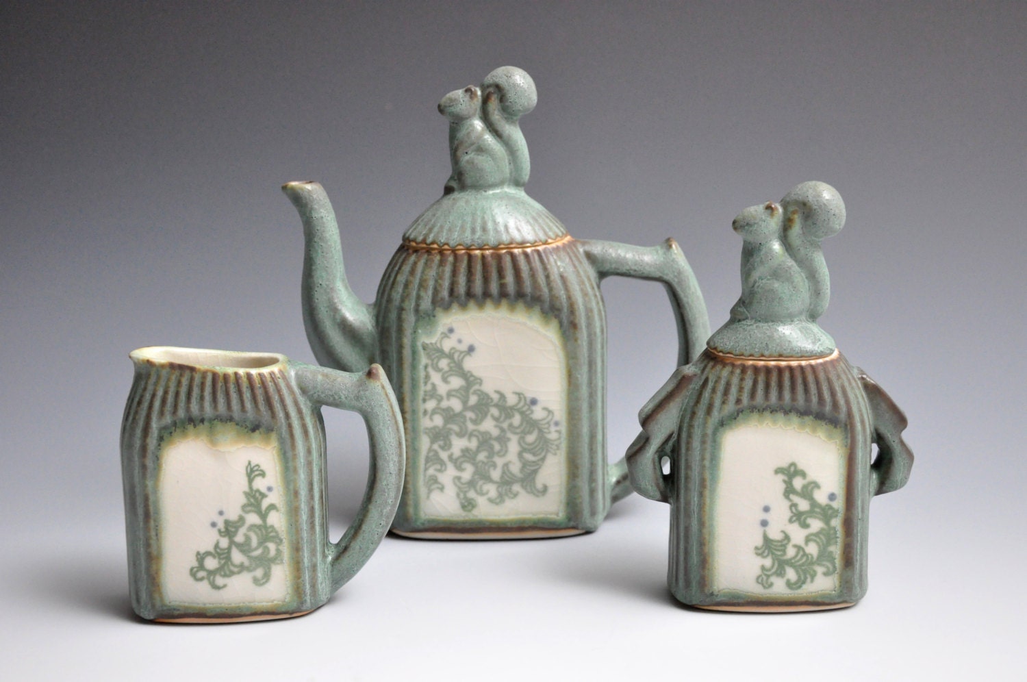 Lichen Green Squirrel Tea Set