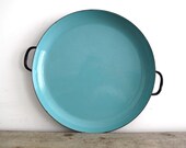 Vintage Blue Enamel Plate with Black Trim, Turquoise  Metal Enamelware Serving Dish with Handles - Retro Serving Platter, Sizzling Plate