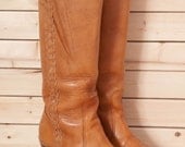 Tan Hippie Boots Size 7 .5 M Womens