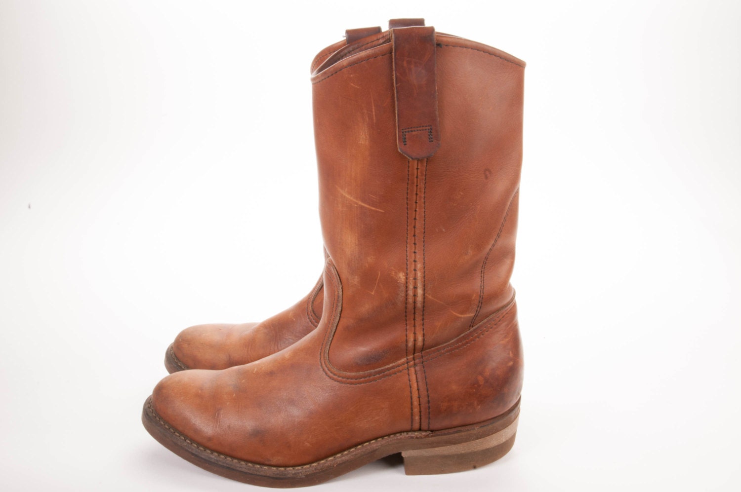 Vintage brown western style pull on Red Wing boots size 8D