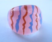 Vintage Pink Ring Pink Acrylic Ring Vintage Pink Lucite Ring Acrylic Dome Psychedelic Ring 60s Mod Ring Ladies Ring Size 7.5 Op Art Ring