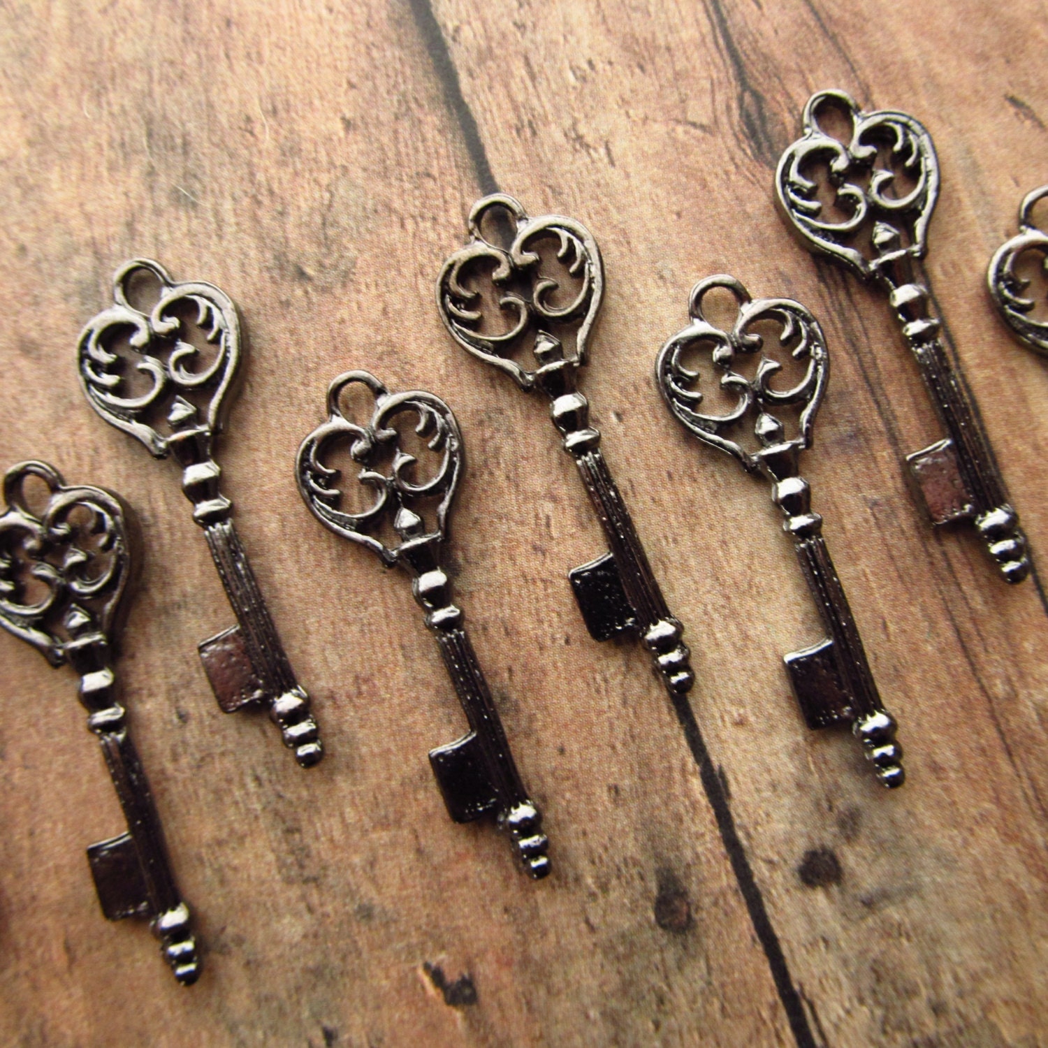 Kaliakra  TINY Gunmetal Black/Silver Skeleton Key Charm  - Set of 20