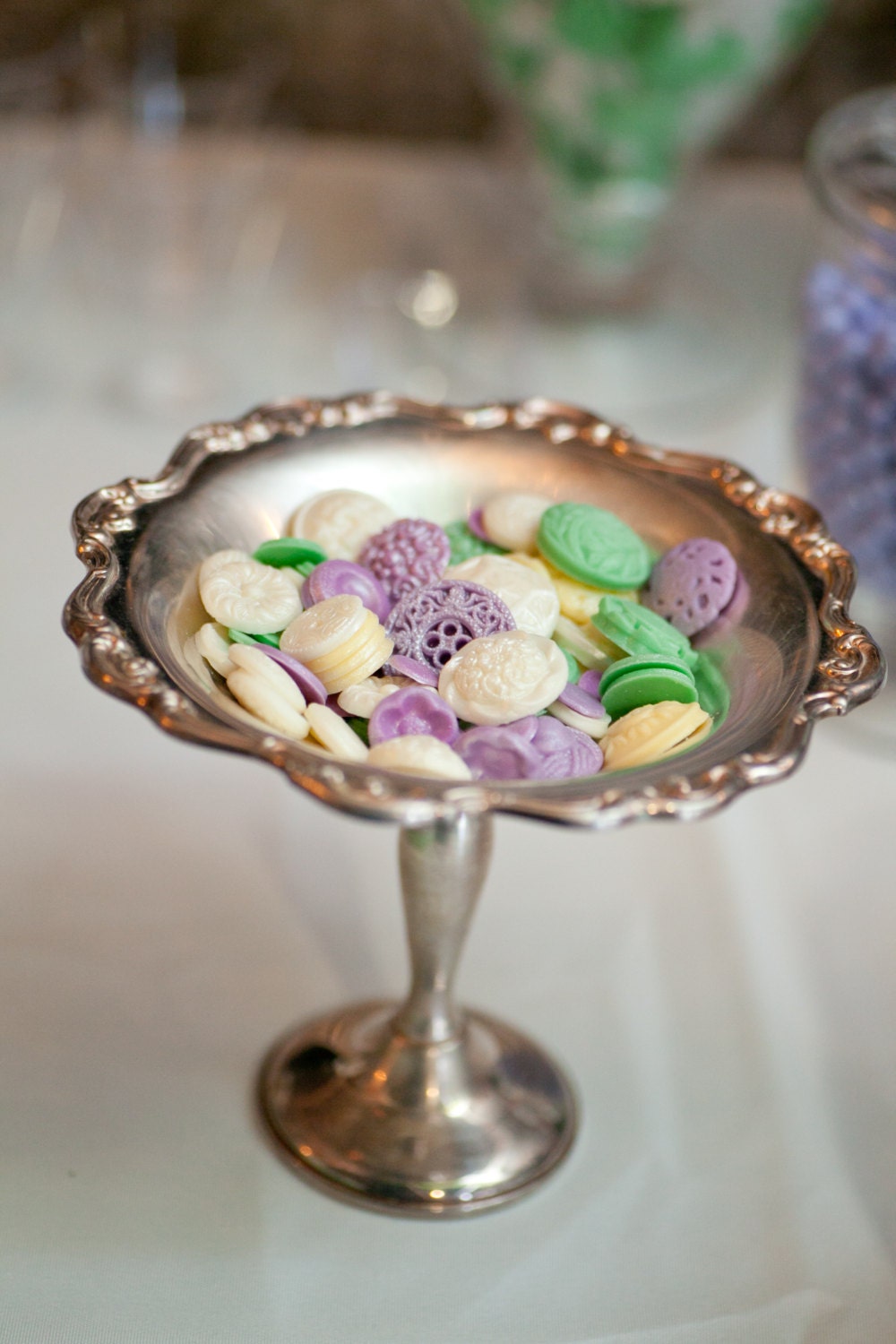 25 Edible Chocolate Buttons: Tea Time Pastel