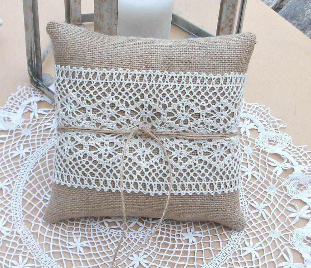 Ring Bearer Pillow with Ecru Cotton Lace, Rustic Burlap Wedding hessian ring cushion