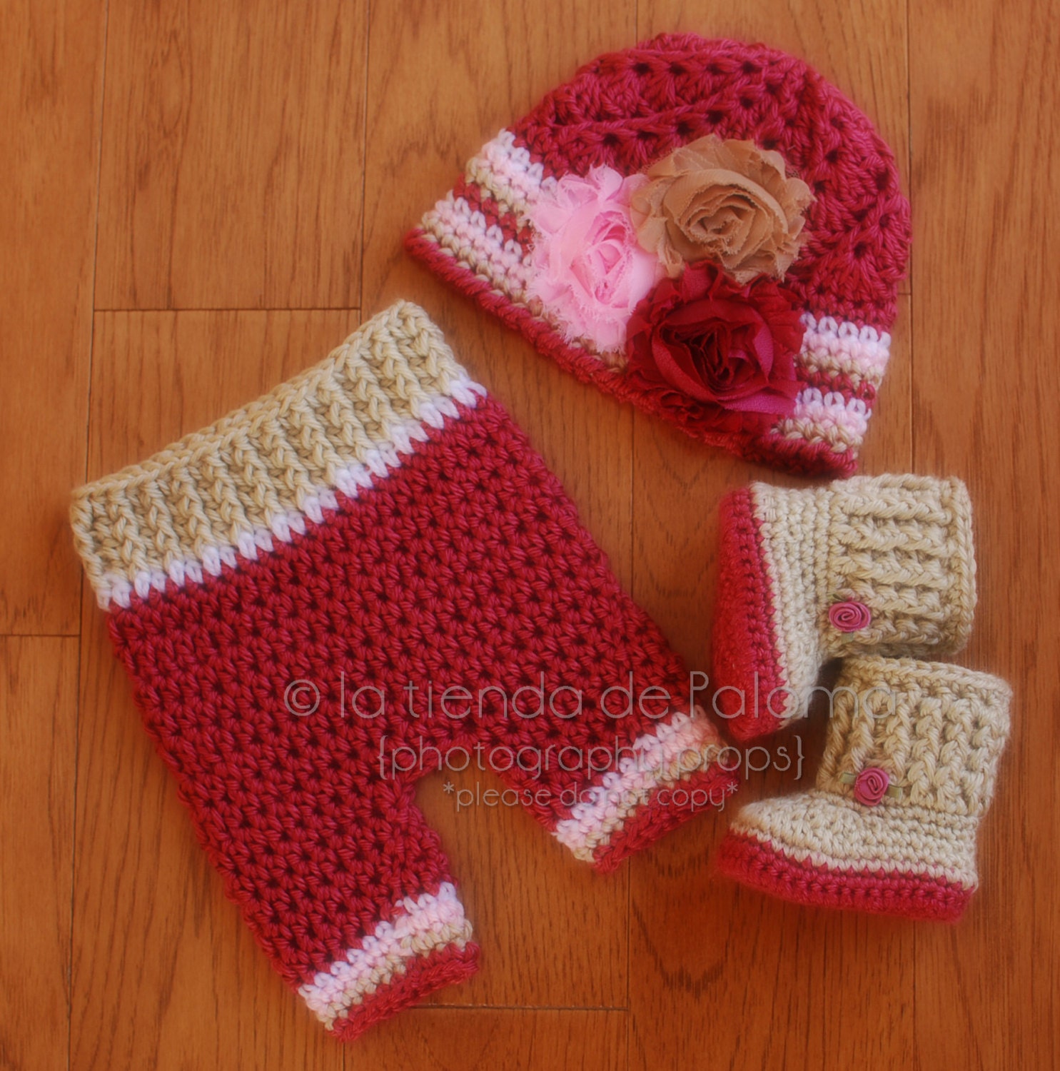 ON SALE - Crochet baby set of pants, hat and booties - Newborn baby pants - Newborn baby hat - Photography prop