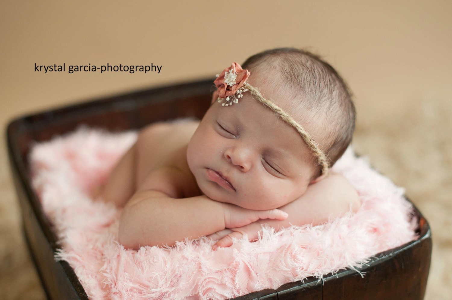 Newborn Girl Jute Headband with Flower. Shabby Chic, Baby Girl, Photography Prop, Tie Back
