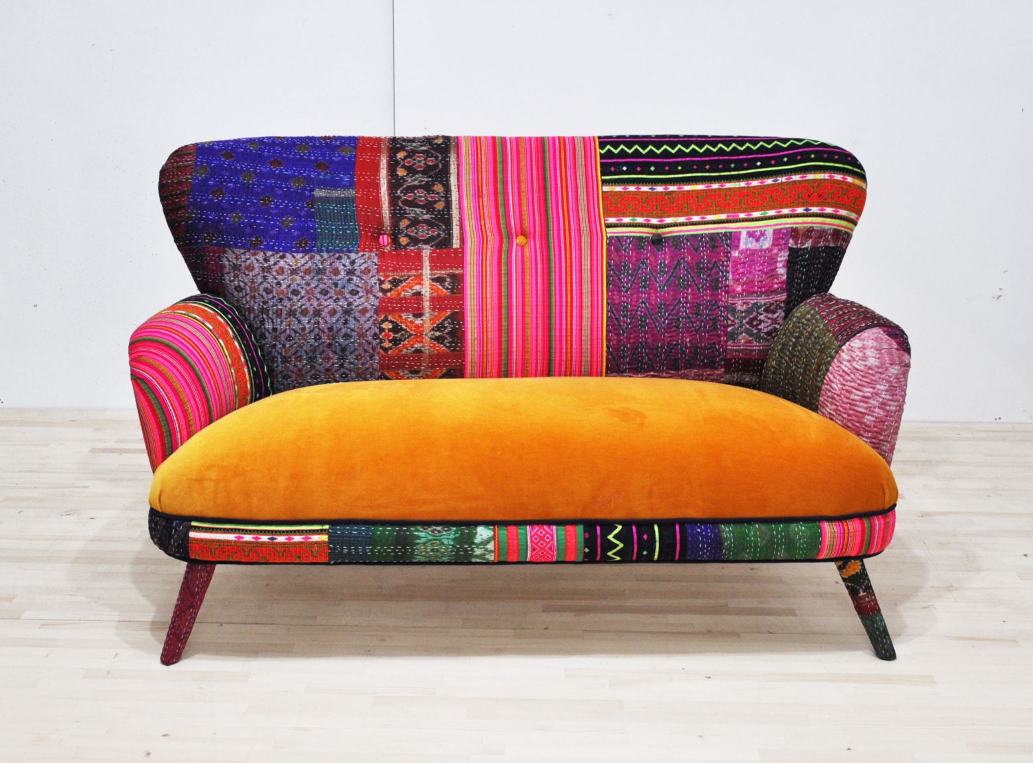 Patchwork sofa - sweet honey