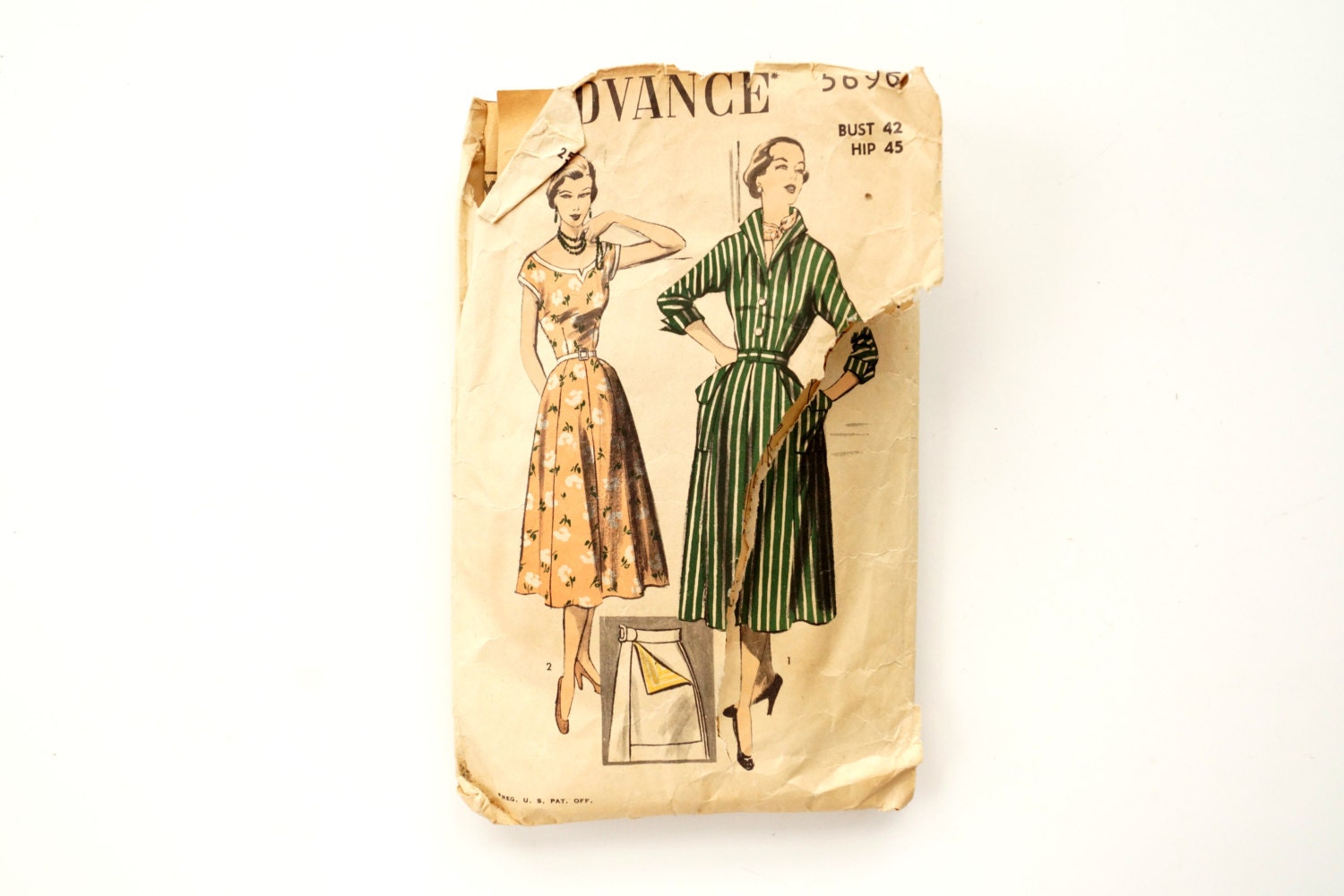 Vintage 1940s Advance Pattern 5696, Womens Dresses (Complete), Womens Sewing Pattern - Collectible