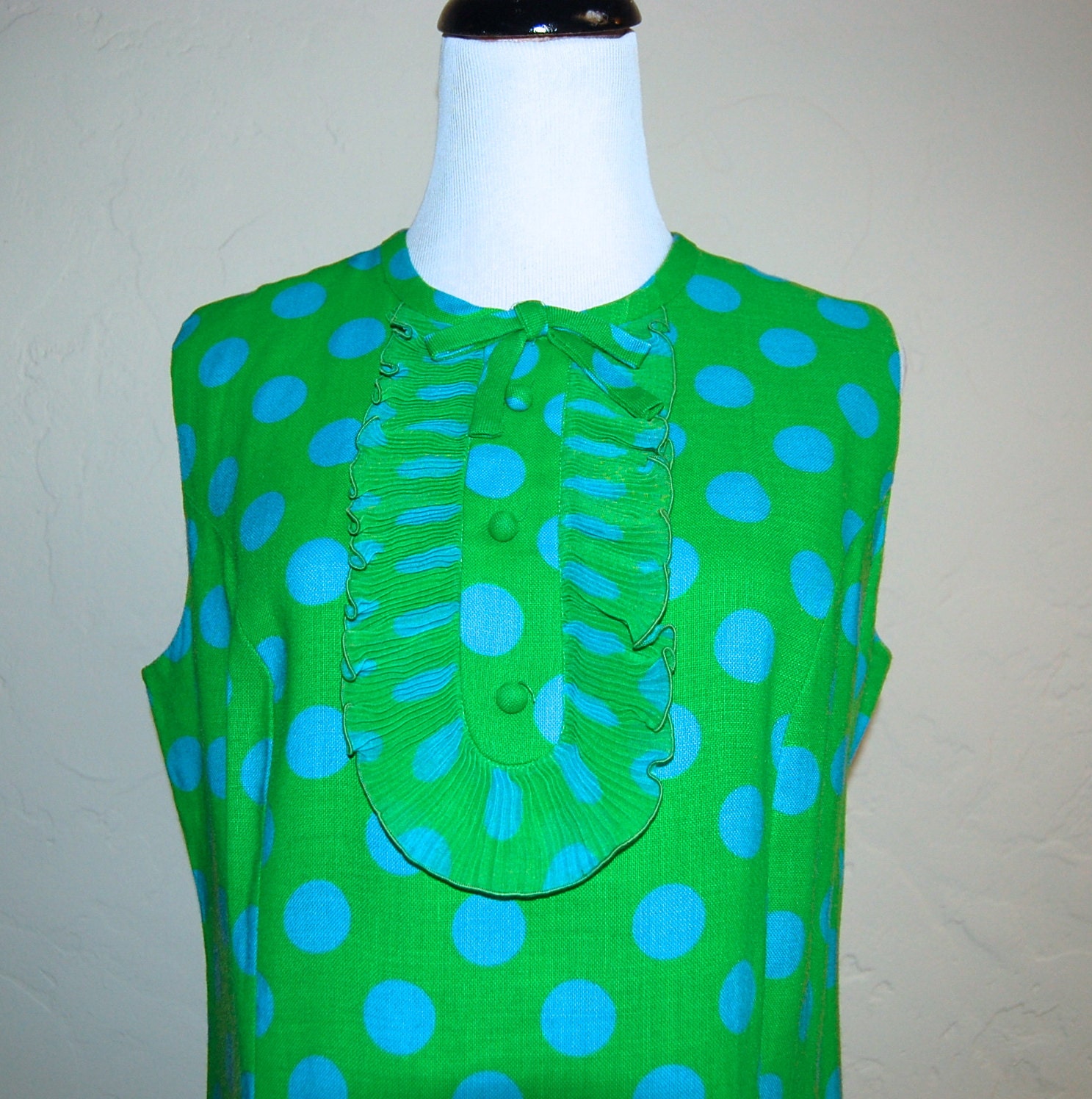 Darling Vintage 60s Polka Dot Linen Shift Dress w Front Ruffle