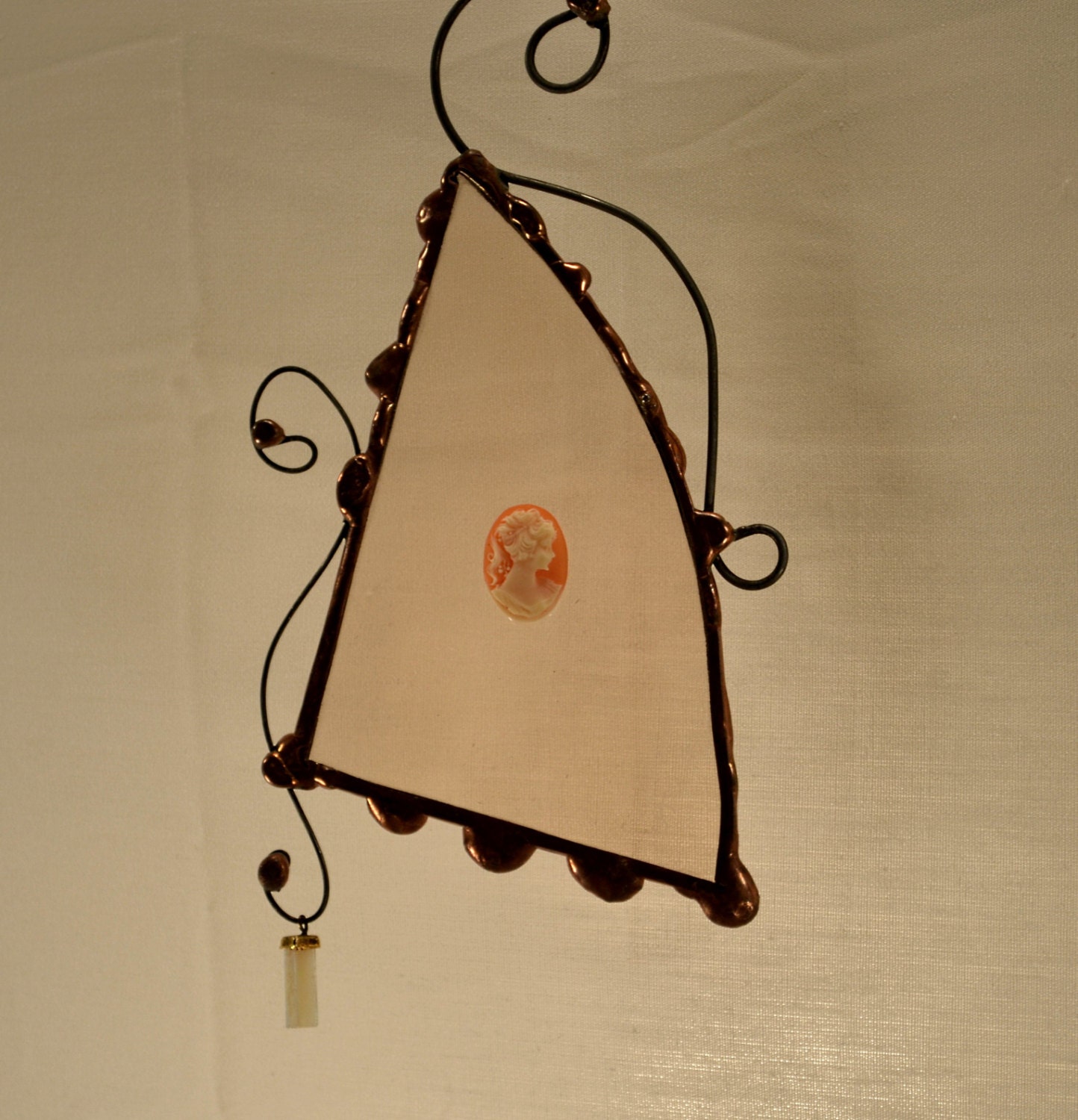 Free Shipping Cameo Stained Glass Mini Sun Catcher Ornament