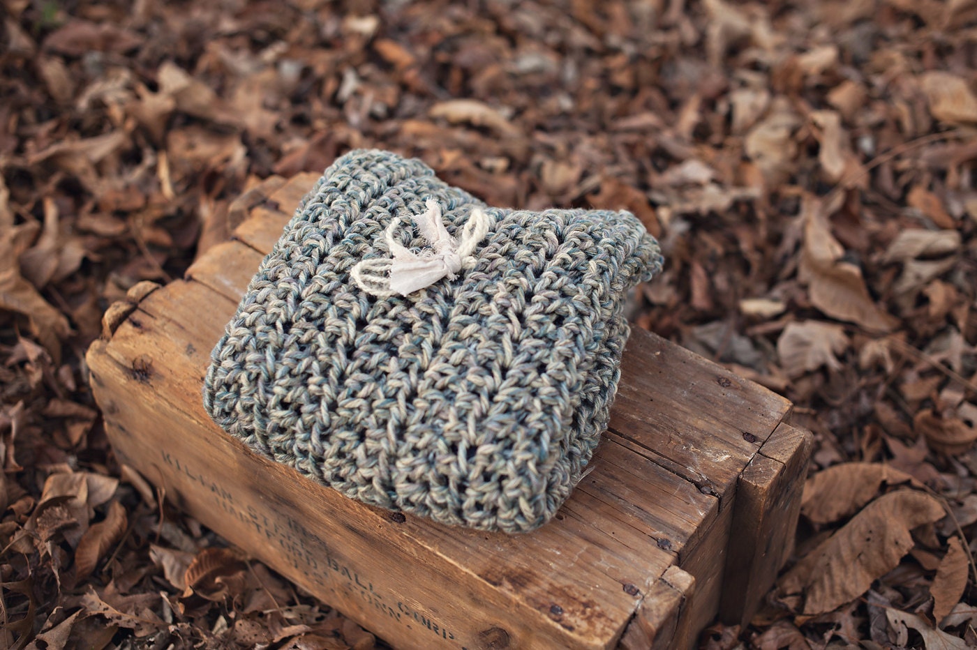 Newborn baby crochet mini blanket -- many colors for photo prop -- bulky yarn in textured stitch