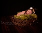 Crochet NEWBORN Owl Hat Photography Prop