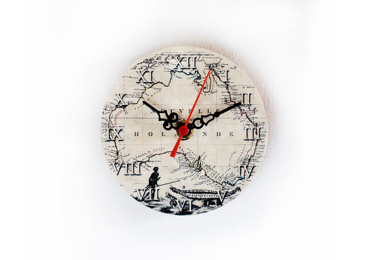 Australia Wooden Clock, Magnetic Clock, Vintage Clock, Little Clock, Small Clock, Worldmap Clock -  6x4 inch - 15x10 cm - MyHouseOfDreams