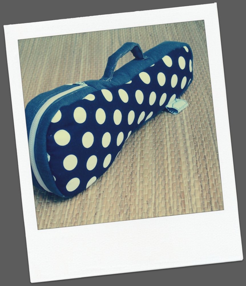 j O O D -  Black and White Polka dot Ukulele Bag (Soprano Size)