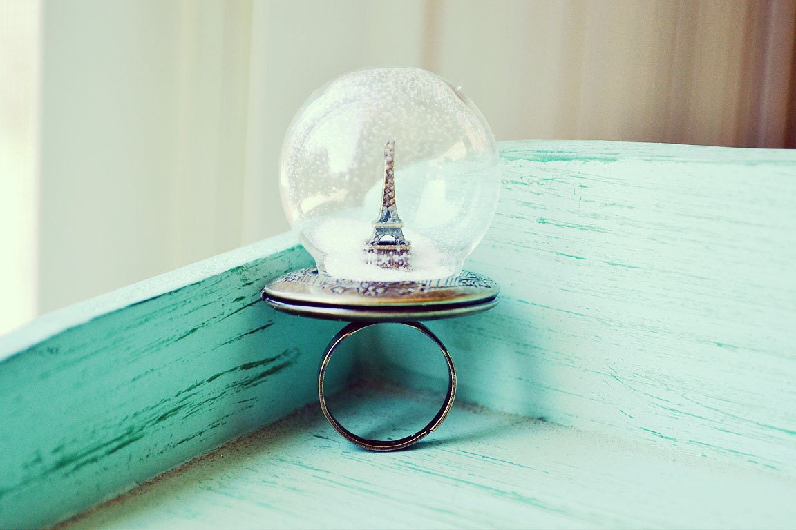 Paris Snowglobe Locket Ring