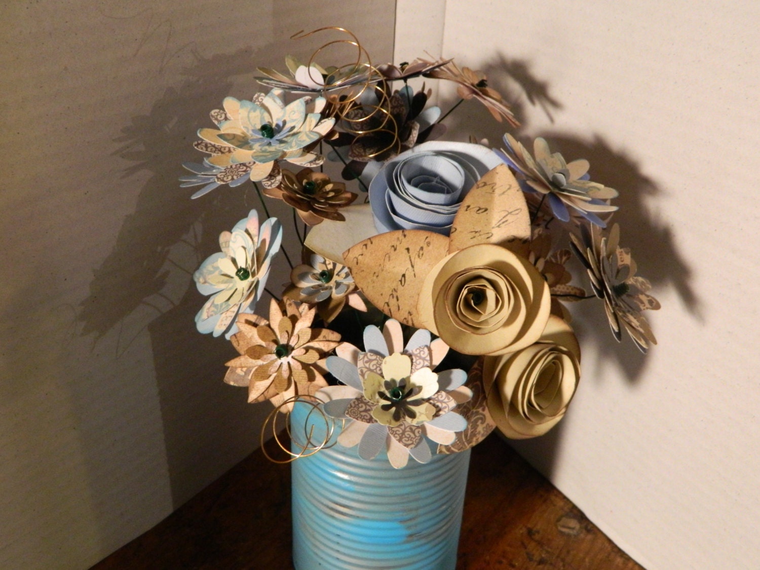 Vintage styled ivory and blue bouquet -  20 flowers - Free shipping