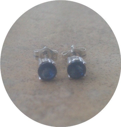 4mm genuine Blue Sapphire stud earrings in Sterling Silver