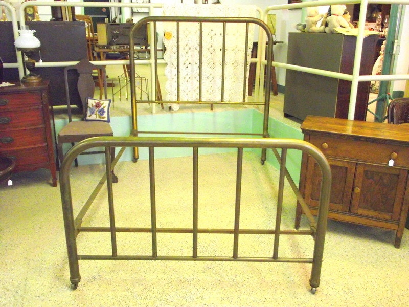 Antique early 1900s Brass Bed Full size Rolling Casters ROME Co