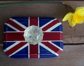 Union Jack upcycled doorknob wall hanging - hang jewelry or accessories