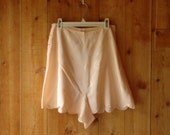 1930s silk lingerie / 30s pale peach tap pants / delicate details