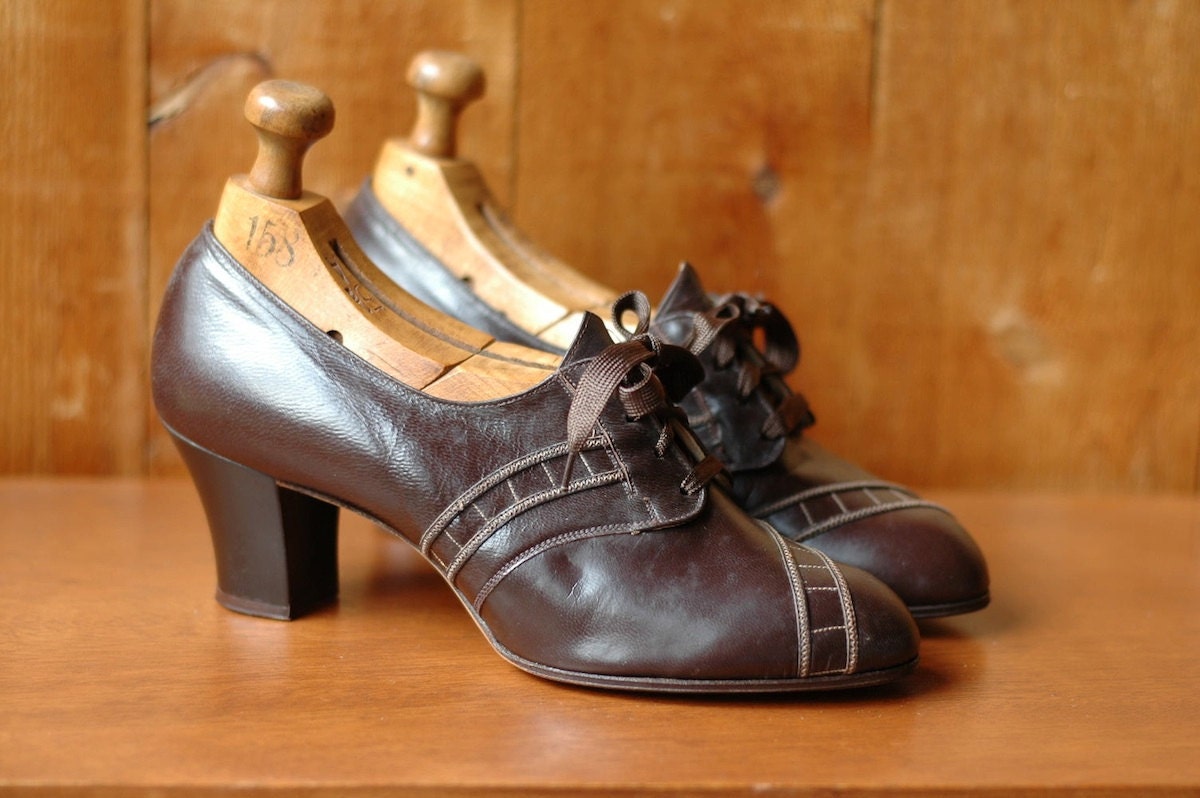 vintage 1930s shoes / 30s brown leather oxfords / size 5
