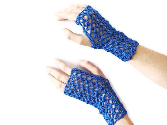 Blue Charm Fingerless Gloves, Crochet Mittens