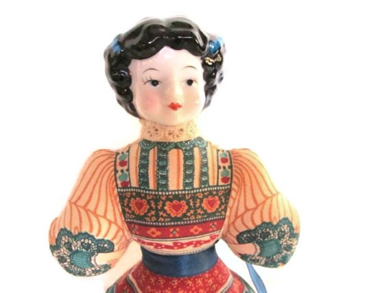 Vintage Bisque Porcelain Doll Collectibles Avon Heirloom